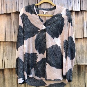 Breezy blouse - perfect to dress up or down!